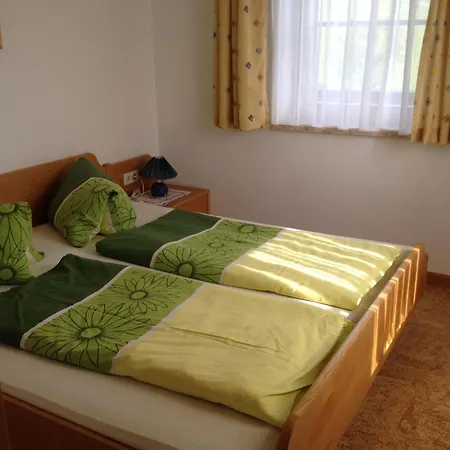 Lemberger - Biohof Stallfeld 公寓